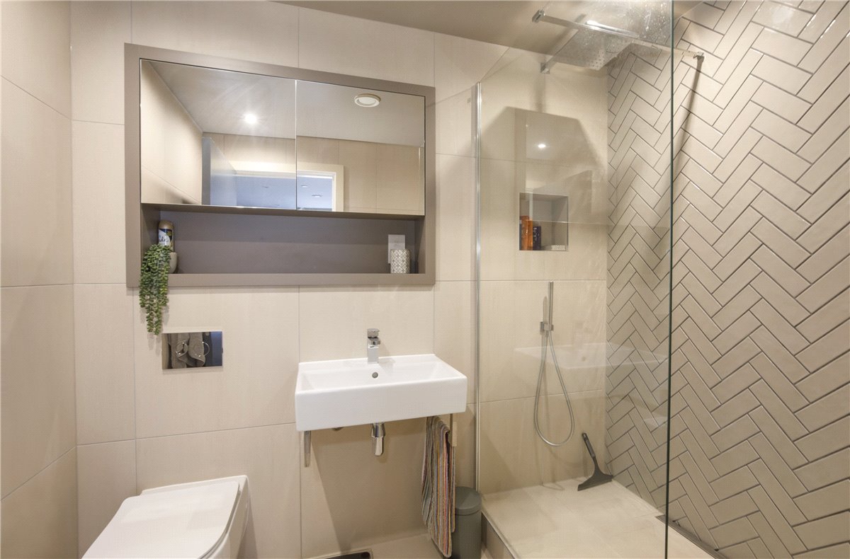 2 bedroom flat, Toft Green, York YO1 - Available