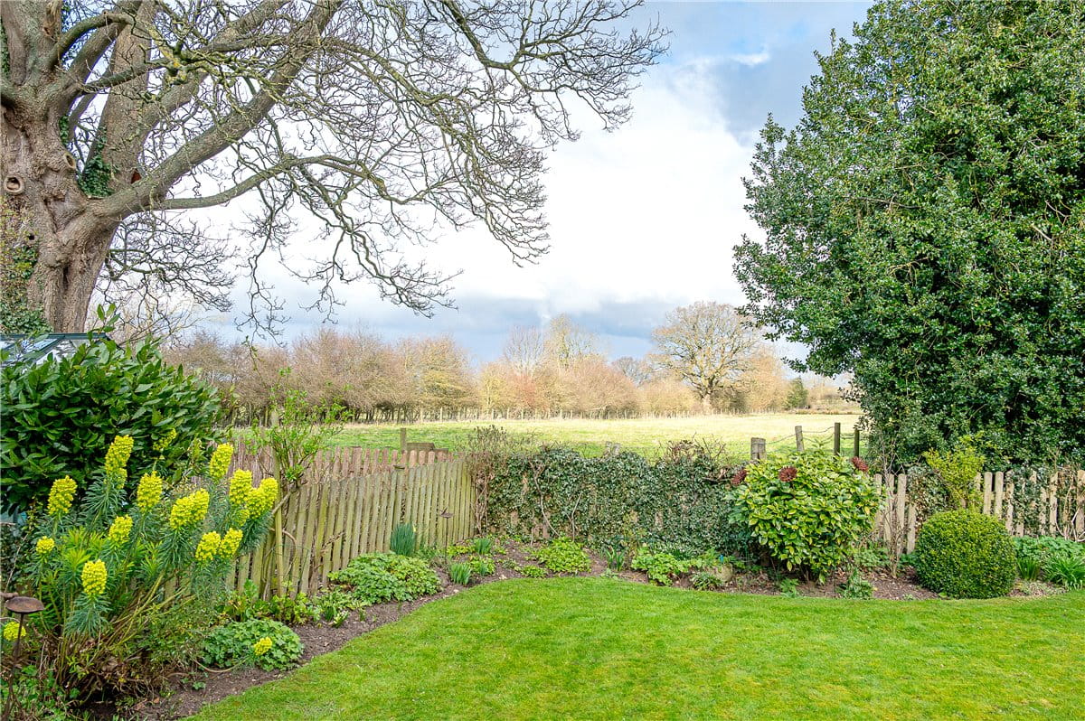 4 bedroom house, Angram, York YO23 - Available