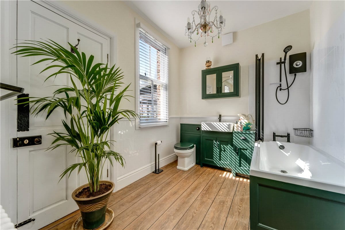 7 bedroom house, Huntington Road, York YO31 - Available