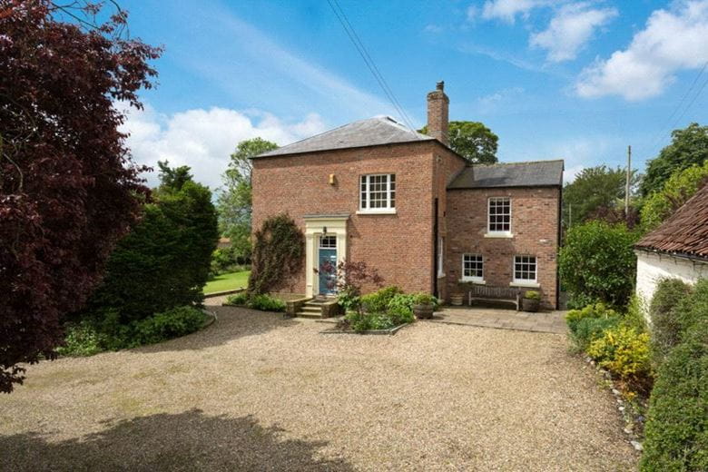 5 bedroom house, Front Street, Wold Newton YO25 - Sold STC