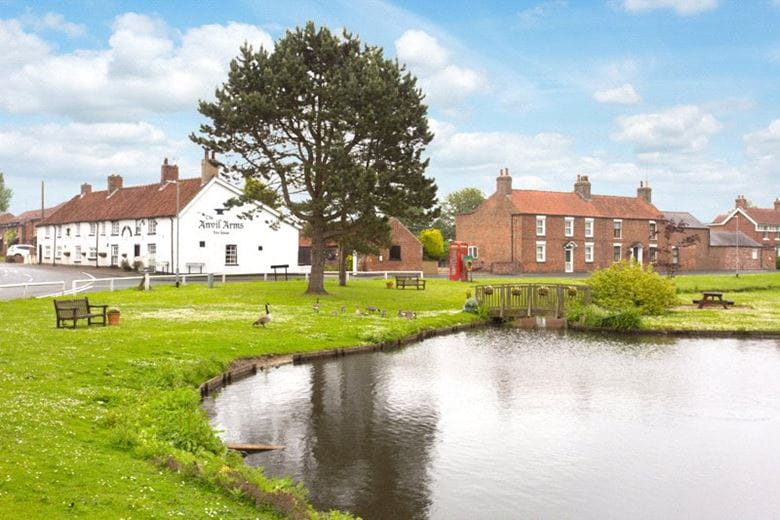 5 bedroom house, Front Street, Wold Newton YO25 - Sold STC