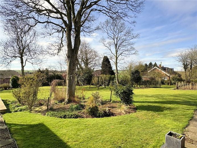 5 bedroom house, Front Street, Wold Newton YO25 - Sold STC