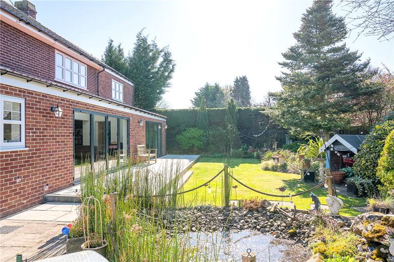 5 bedroom house, Southlands Close, Escrick YO19 - Sold