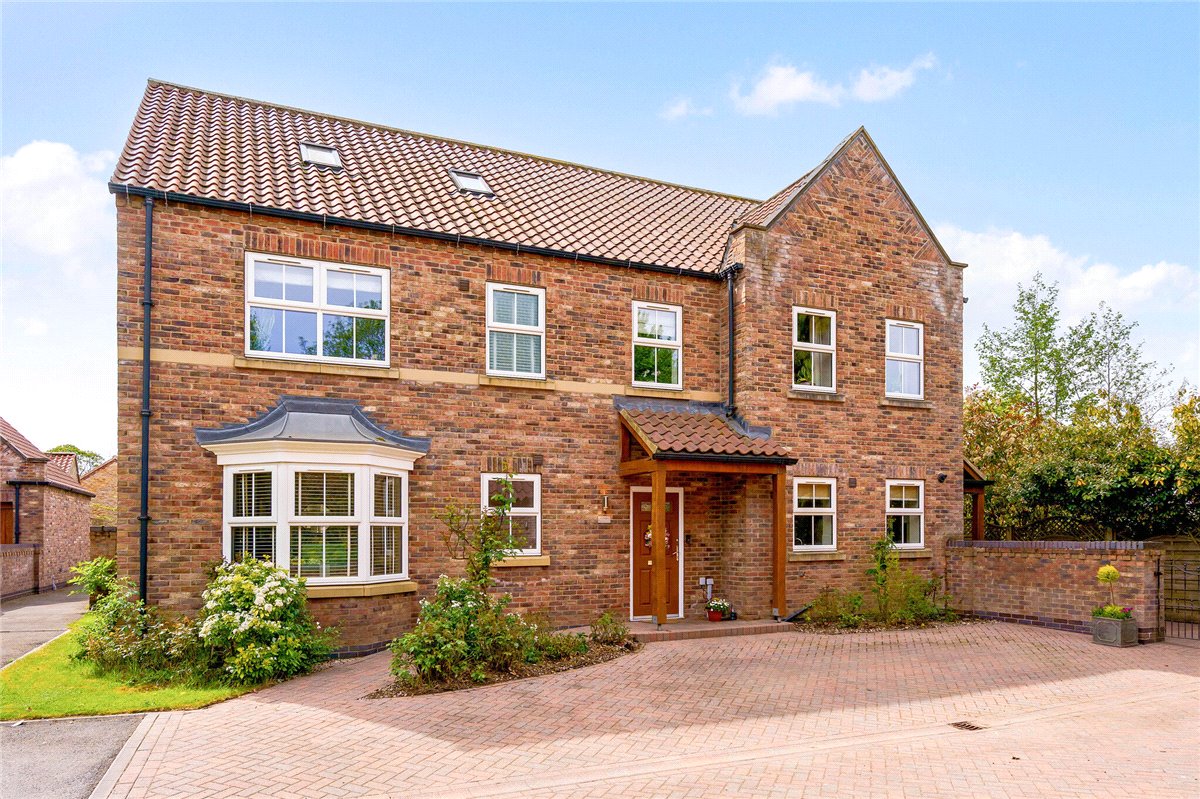 6 bedroom house, Beckside Close, North Cave HU15 - Sold
