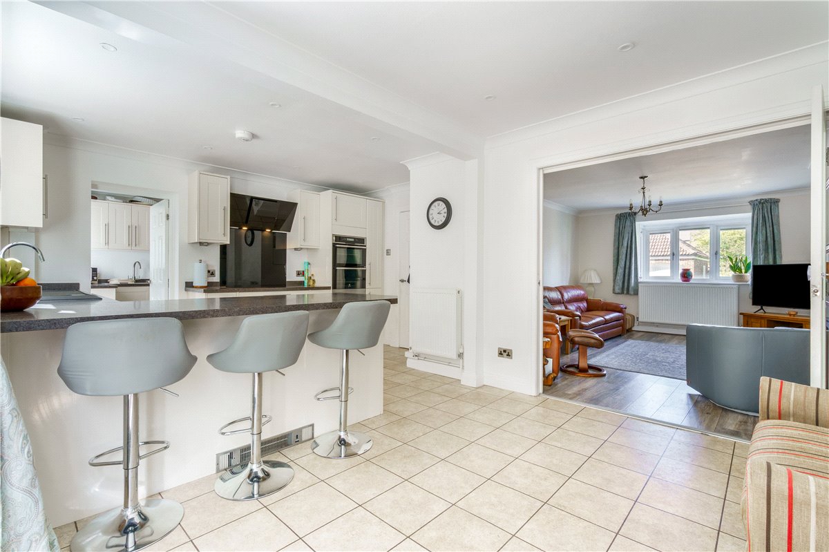 3 bedroom house, St. Nicholas Close, North Newbald YO43 - Available