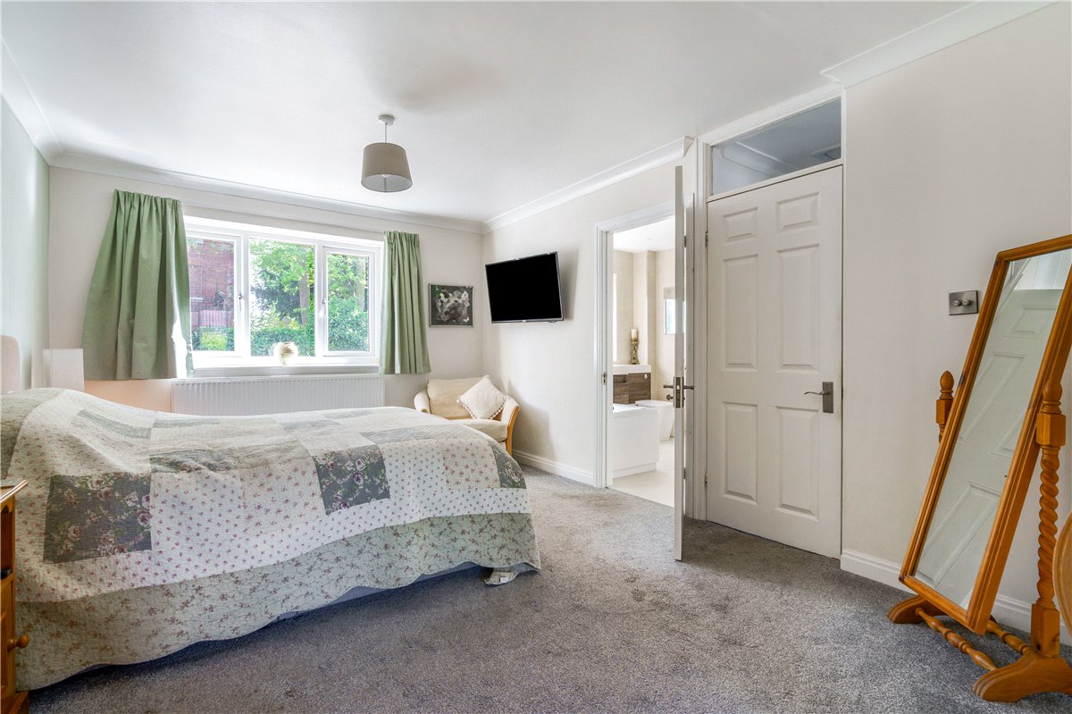 3 bedroom house, St. Nicholas Close, North Newbald YO43 - Available