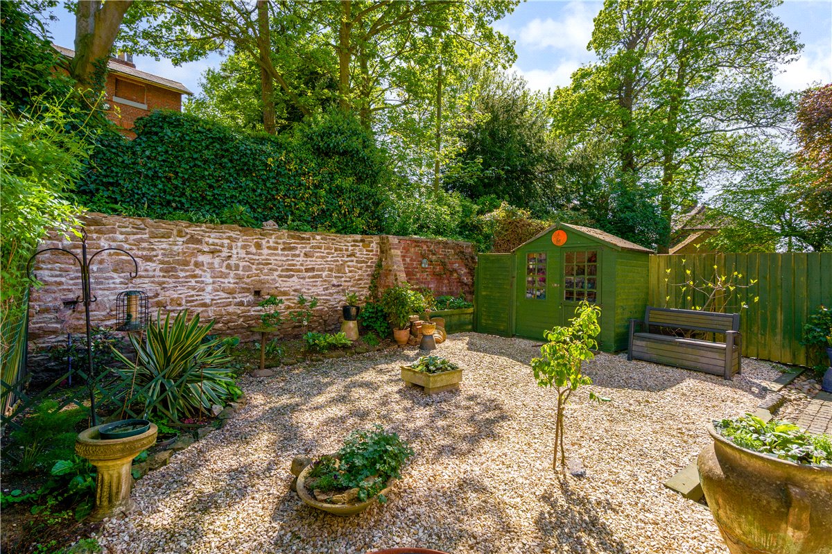 3 bedroom house, St. Nicholas Close, North Newbald YO43 - Available