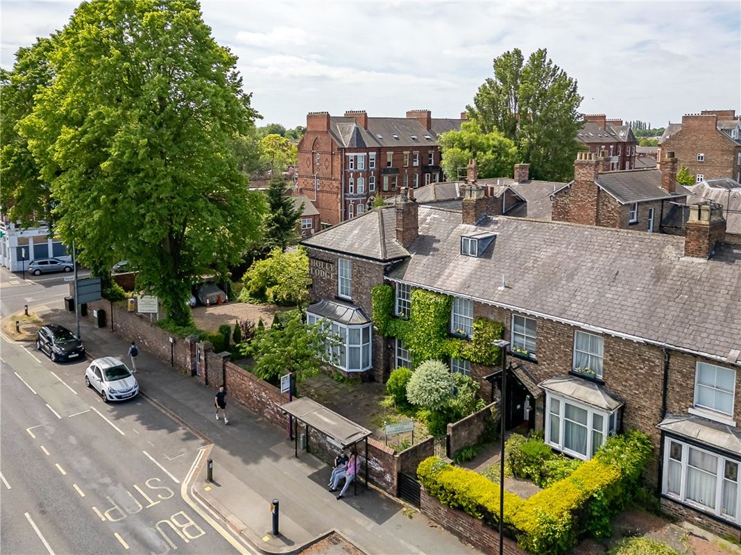 10 bedroom house, Fulford Road, York YO10 - Available