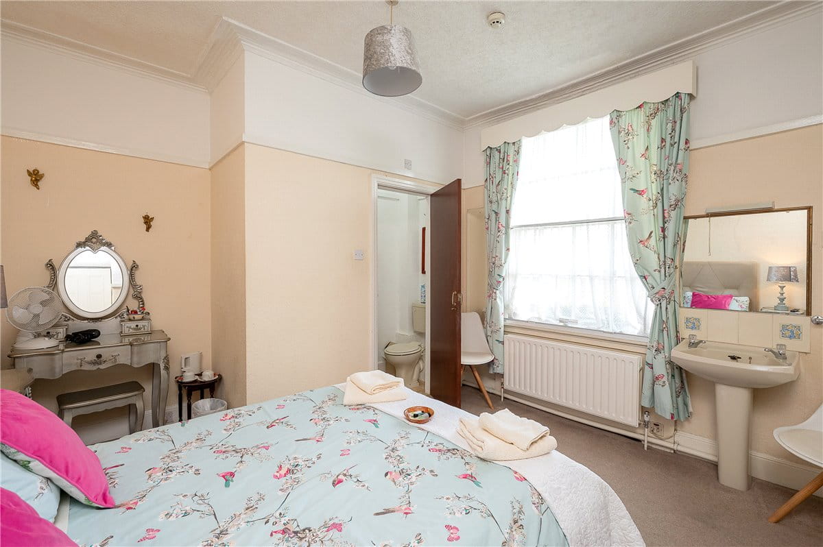 7 bedroom house, Fulford Road, York YO10 - Available