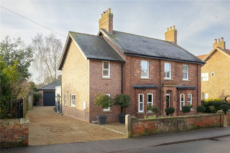 5 bedroom house, Alne Road, Tollerton YO61 - Available