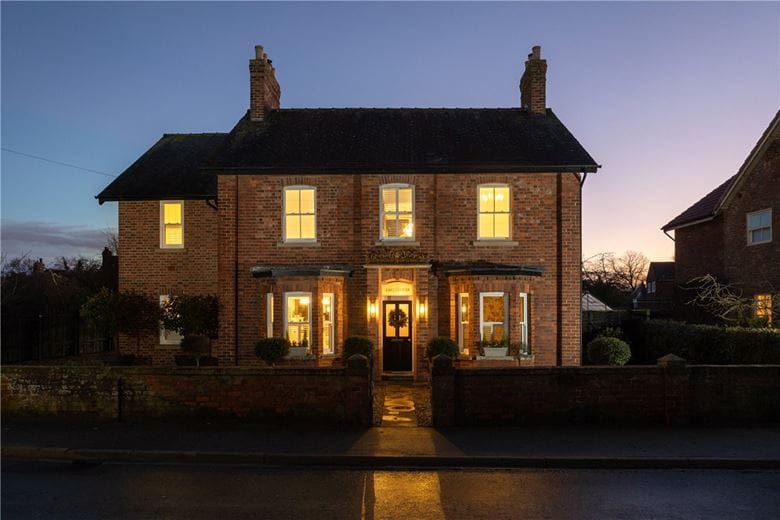 5 bedroom house, Alne Road, Tollerton YO61 - Available