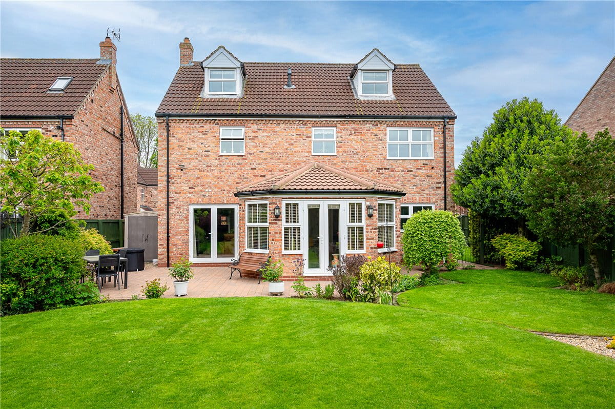 5 bedroom house, The Village, Stockton on the Forest YO32 - Available