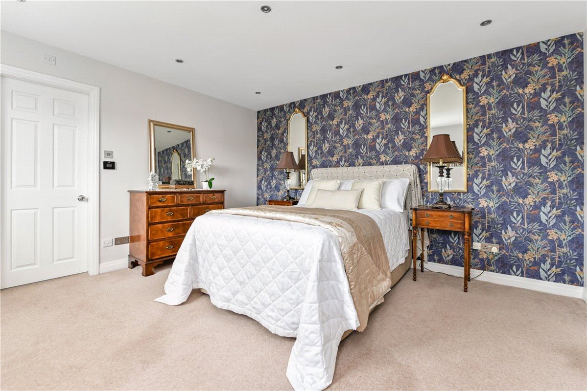 5 bedroom house, Mill Lane, Acaster Malbis YO23 - Sold STC