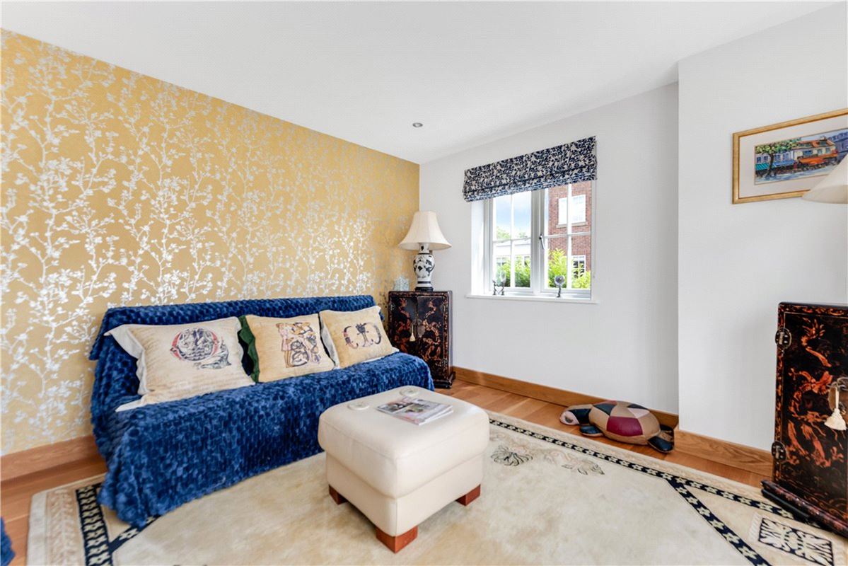 5 bedroom house, Mill Lane, Acaster Malbis YO23 - Sold STC