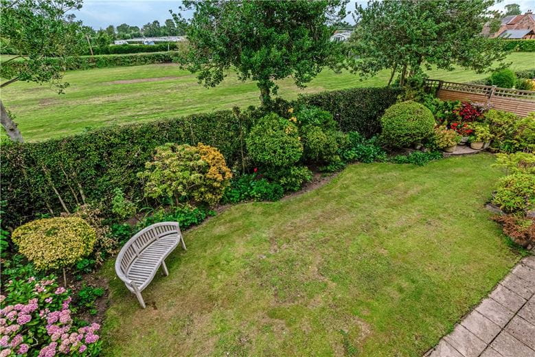 4 bedroom house, Yew Tree Close, Acaster Malbis YO23 - Available