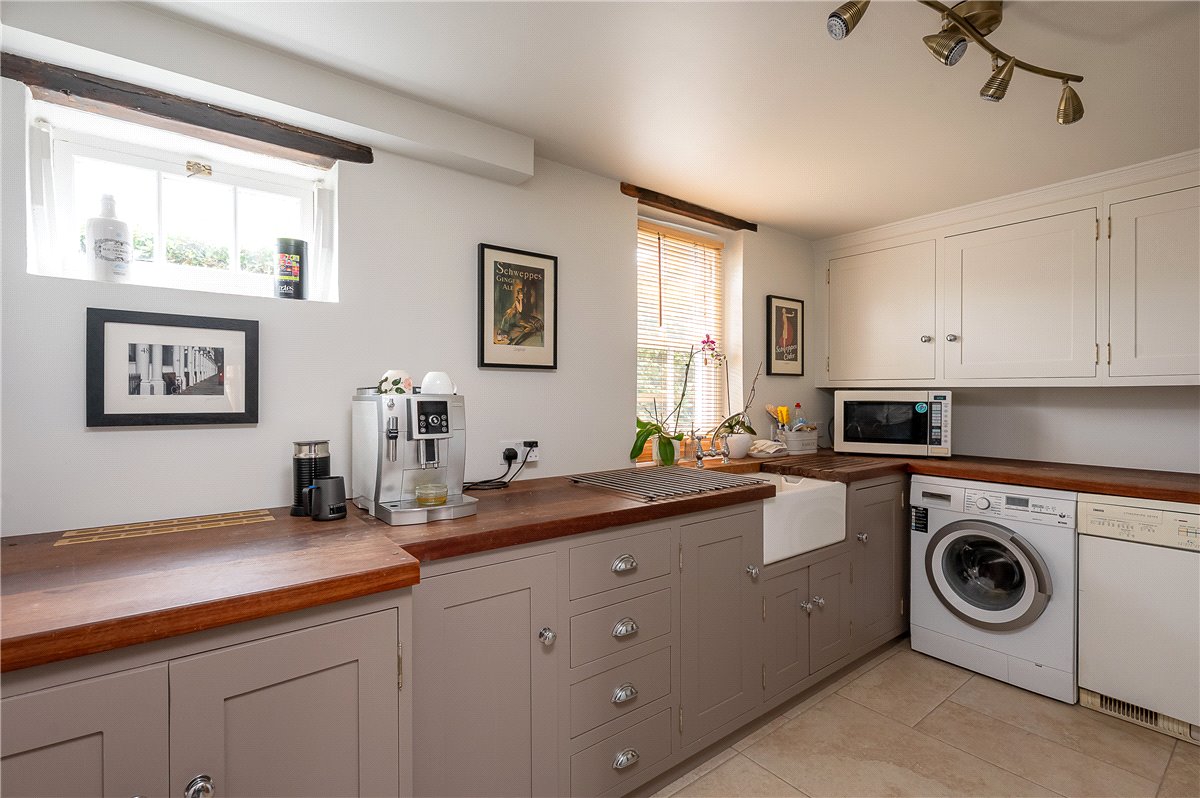 5 bedroom house, Aldwark, Alne YO61 - Available