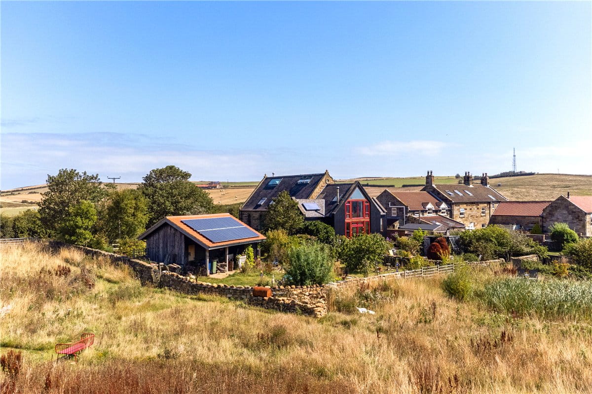 3 bedroom house, Loftus, Saltburn-by-the-Sea TS13 - Available