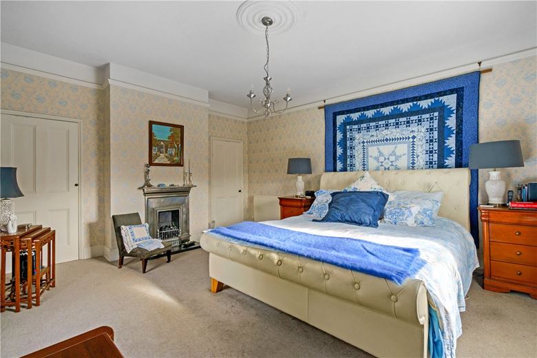 6 bedroom house, Doncaster Road, Selby YO8 - Available