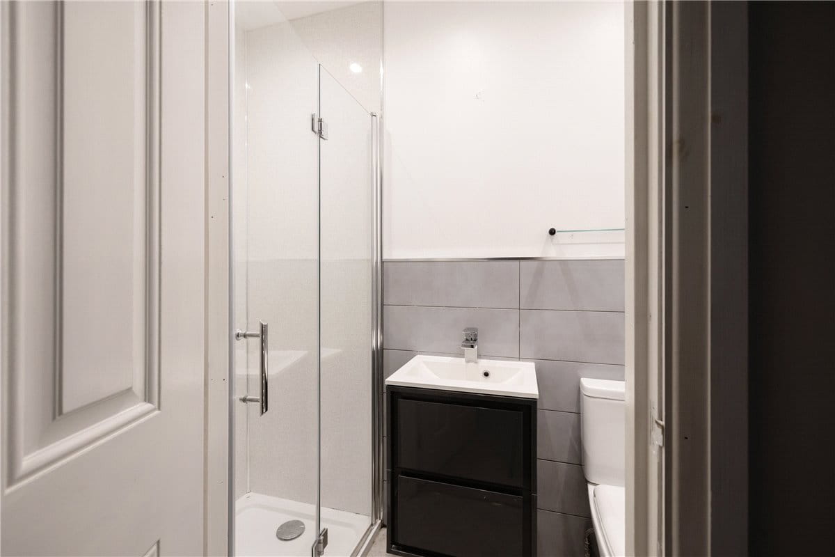 6 bedroom house, Allerthorpe, York YO42 - Available