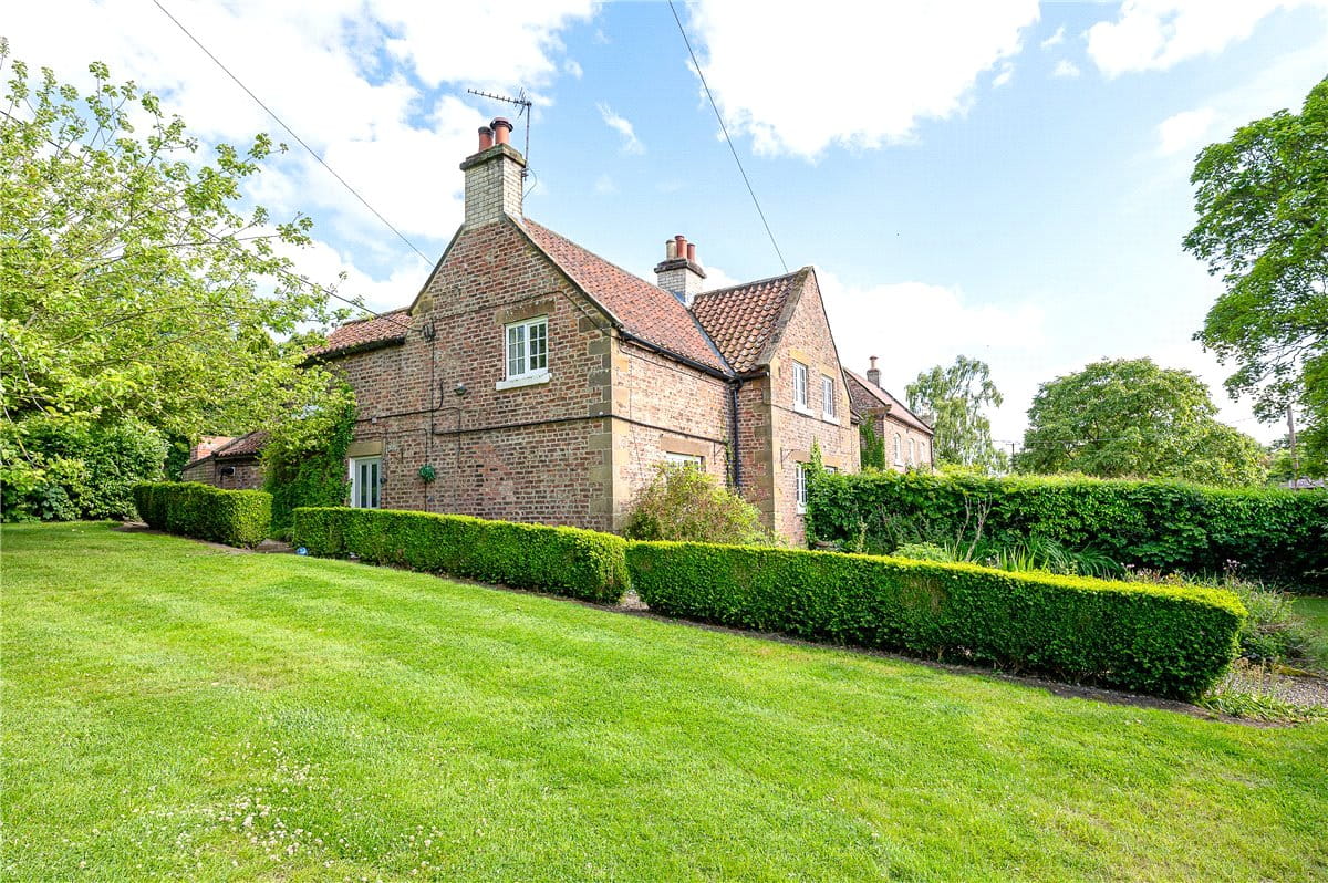 3 bedroom house, Church View, Felixkirk YO7 - Sold STC