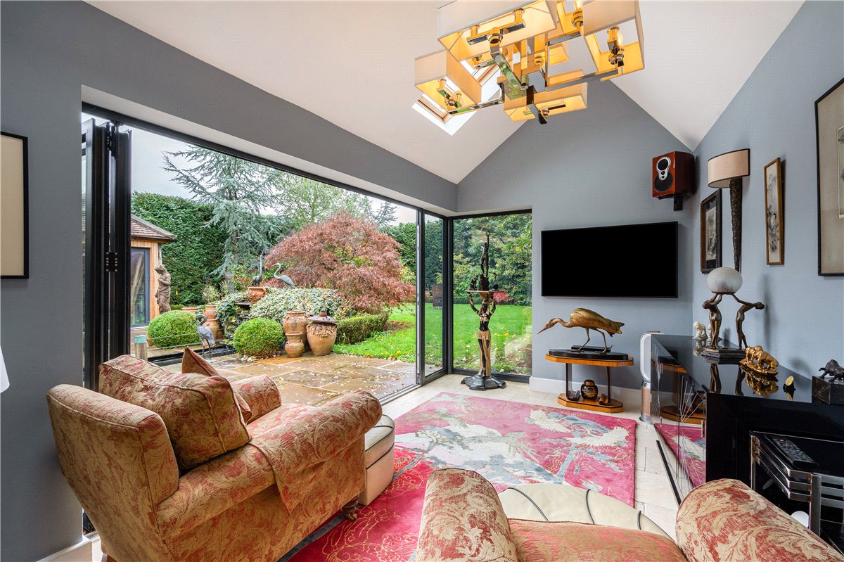 5 bedroom house, Main Street, Upper Poppleton YO26 - Available