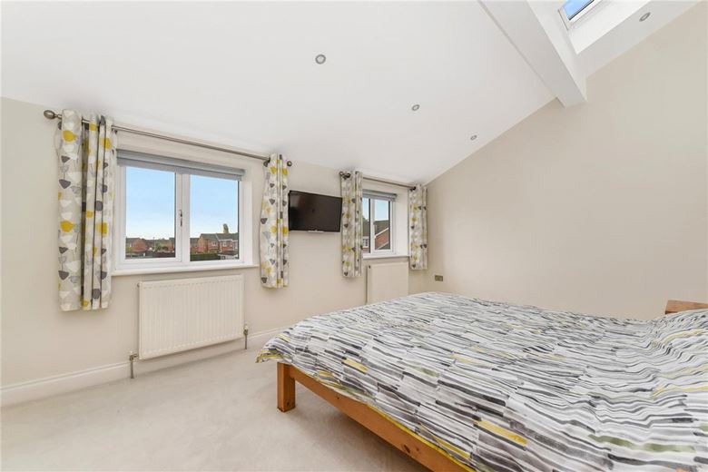 5 bedroom house, Beadle Garth, Copmanthorpe YO23 - Available