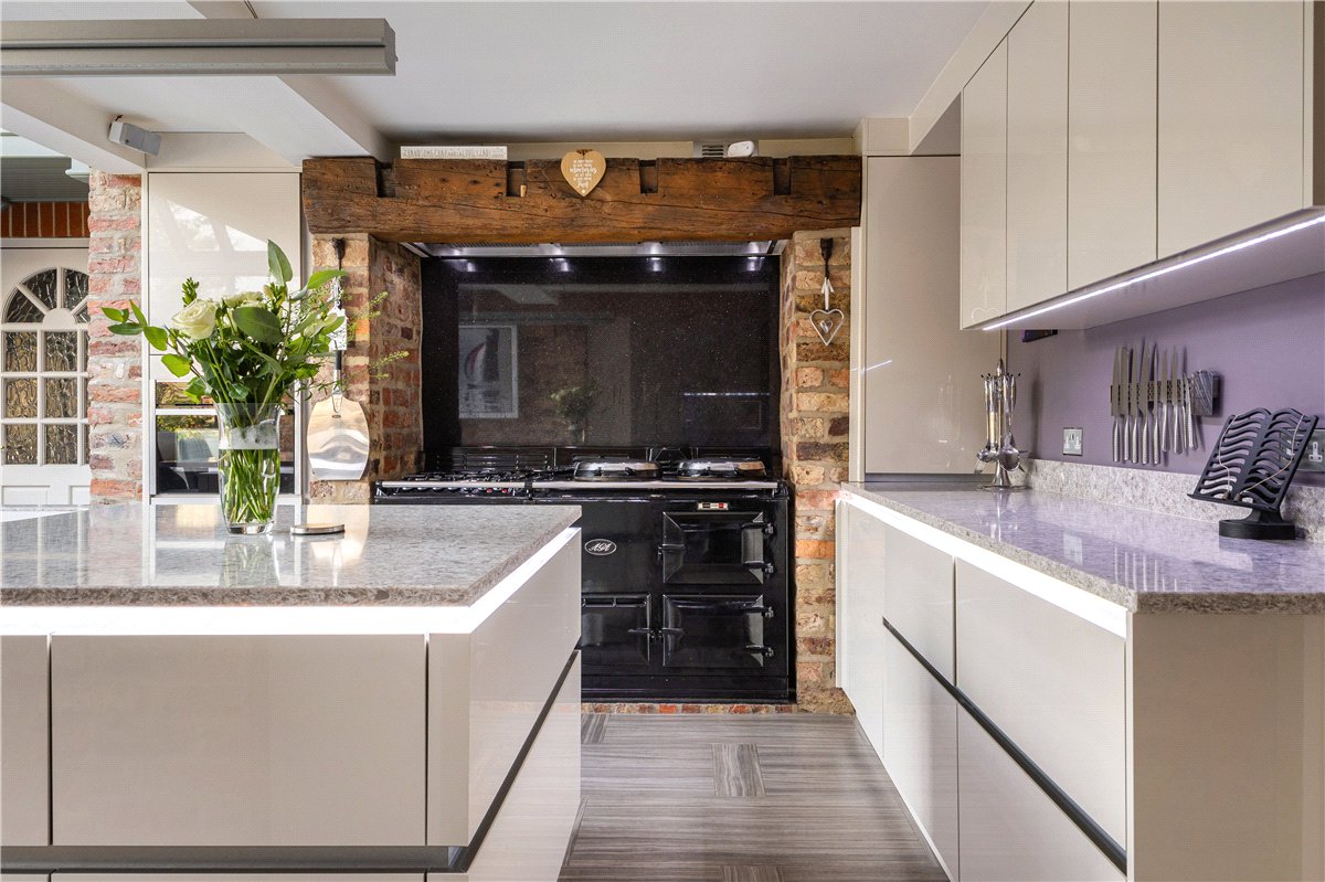 5 bedroom house, The Village, Stockton on the Forest YO32 - Available