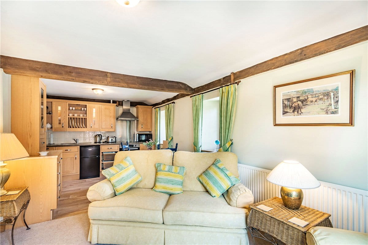 5 bedroom house, Lilling, York YO60 - Available