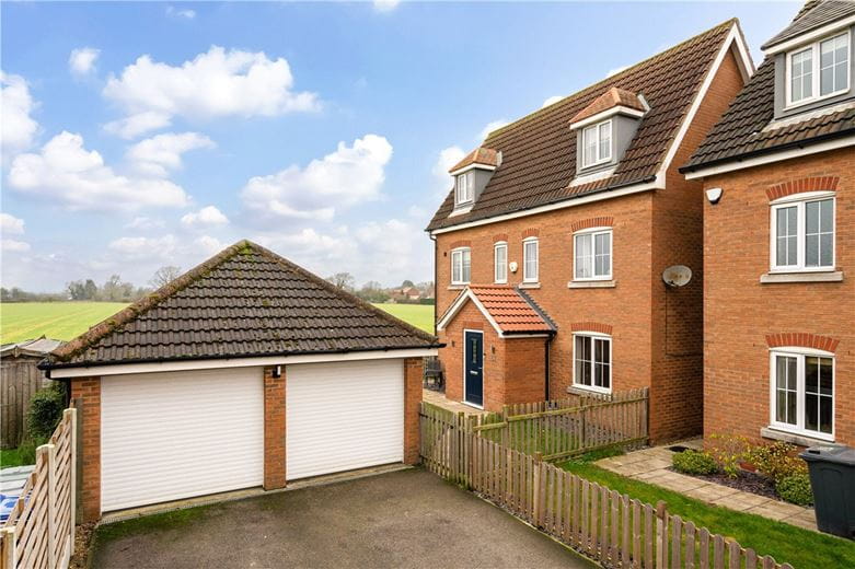 5 bedroom house, Cherrytree Drive, Wistow YO8 - Available