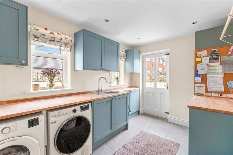 4 bedroom house, Hamilton Way, York YO24 - Available