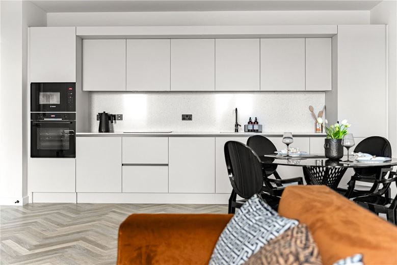 2 bedroom flat, Haxby Road, York YO31 - Available