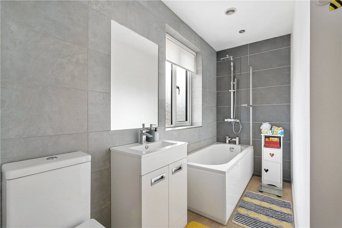 3 bedroom house, Eastfield Avenue, Haxby YO32 - Available