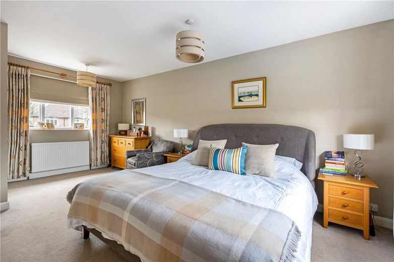 4 bedroom house, The Horseshoe, York YO24 - Available