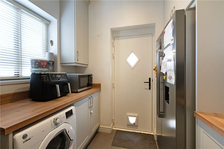 5 bedroom house, Back Lane, Riccall YO19 - Available