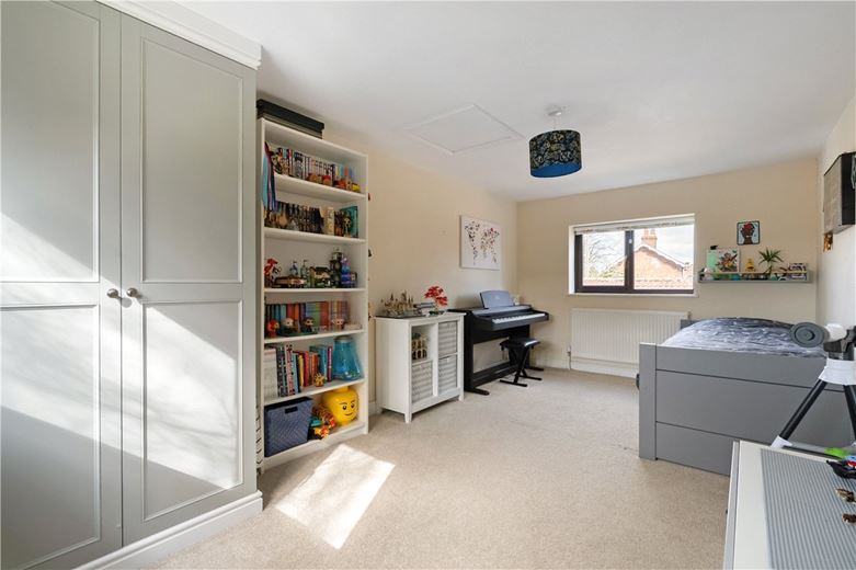 5 bedroom house, Back Lane, Riccall YO19 - Available