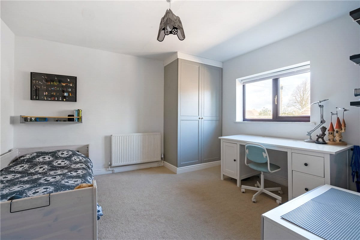 5 bedroom house, Back Lane, Riccall YO19 - Available