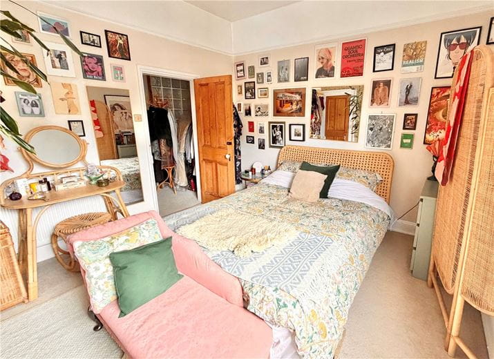 2 bedroom house, Neville Terrace, York YO31 - Available