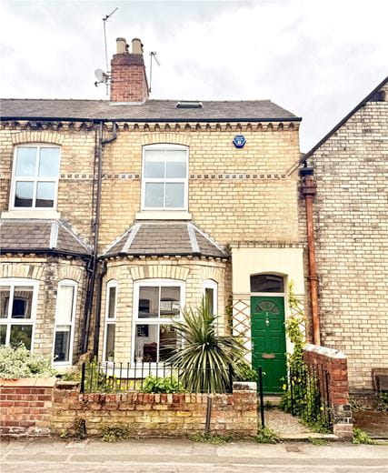 2 bedroom house, Neville Terrace, York YO31 - Available